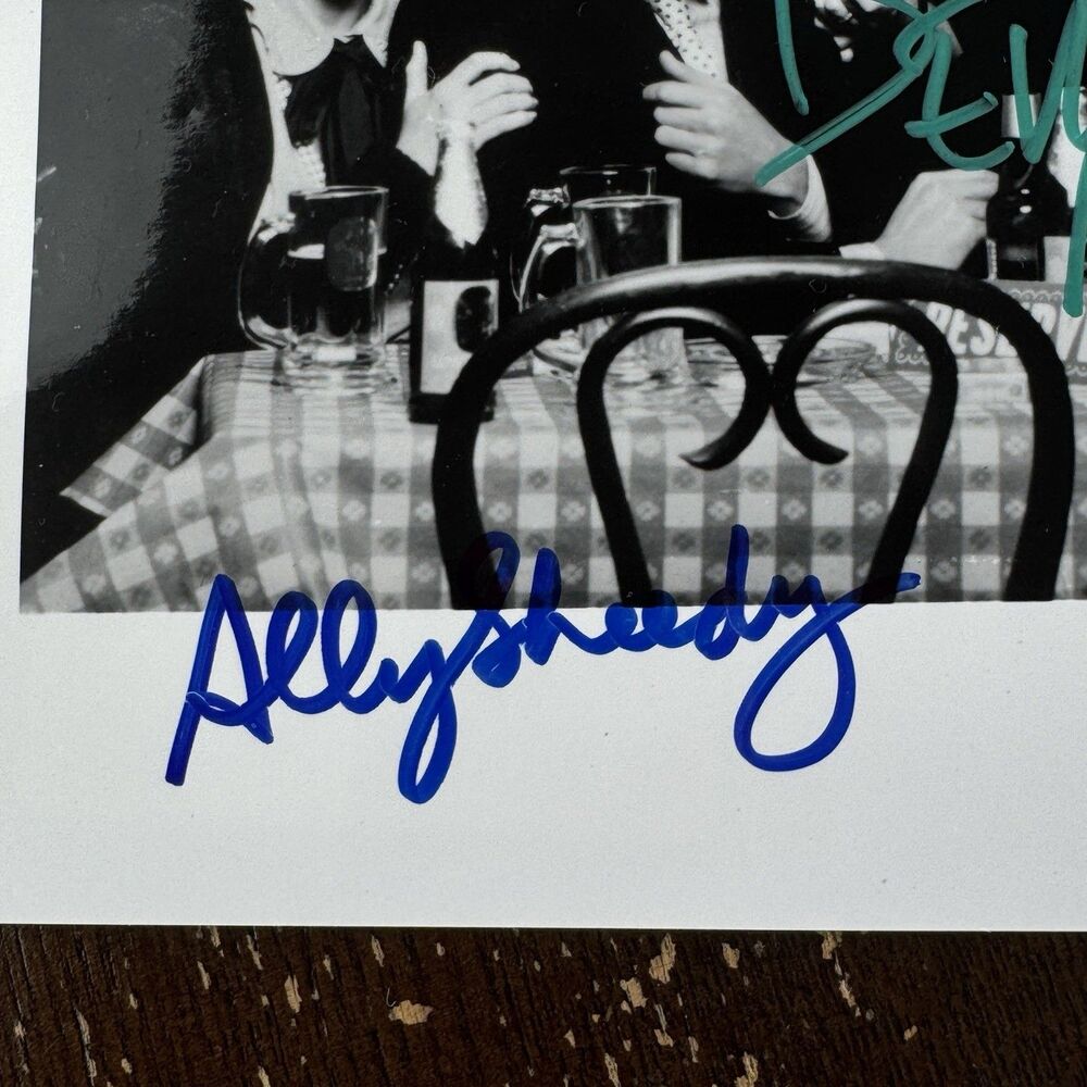 St Elmos Fire Cast Signed Photo w 7 Autographs Rob Lowe Demi Moore Ally Sheedy - Picture 5 of 8